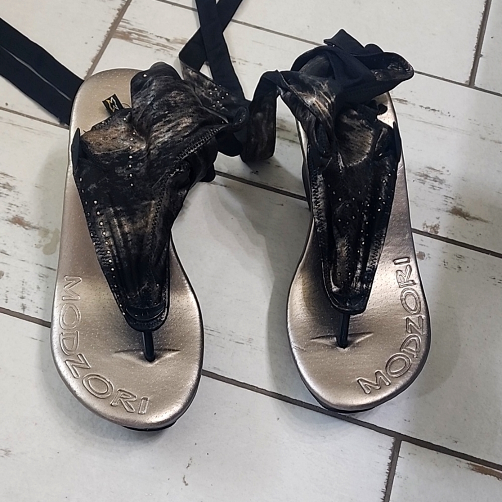 Modzori Strap Wedge